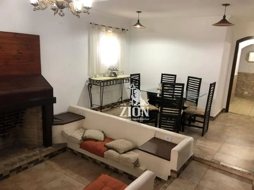 Foto 2 de Casa com 3 quartos à venda, 250m2 em Jardim Guanca, São Paulo - SP