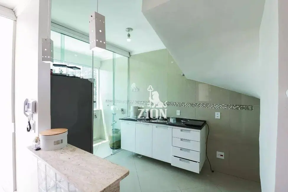 Foto 8 de Sobrado com 3 quartos à venda, 230m2 em Vila Ester, São Paulo - SP