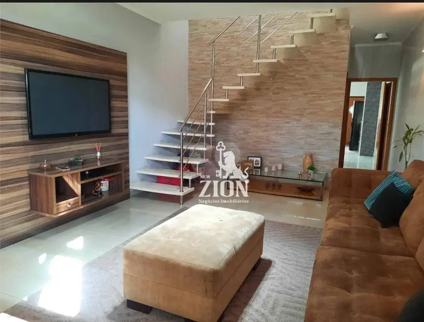 Foto 1 de Sobrado com 3 quartos à venda, 220m2 em Água Fria, São Paulo - SP