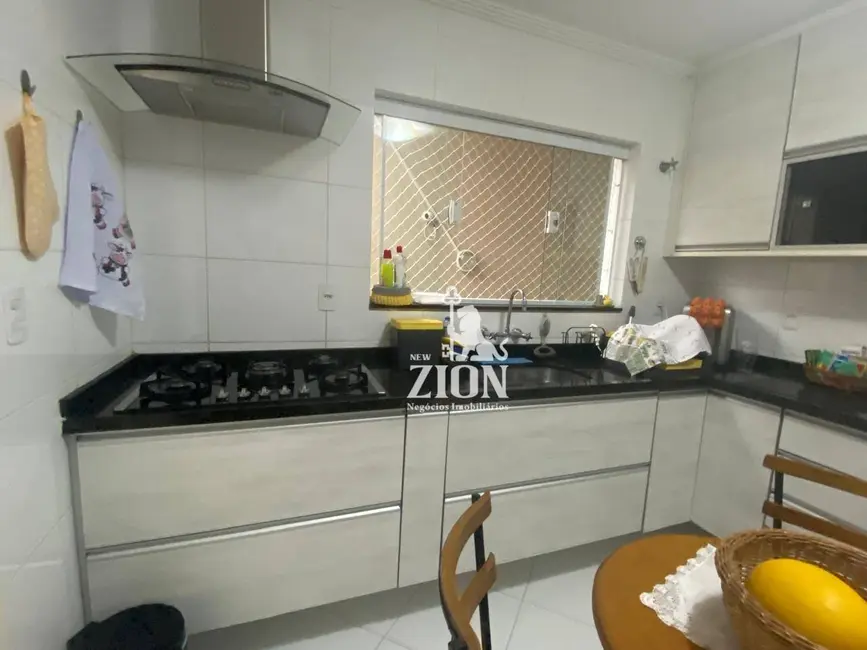 Foto 3 de Sobrado com 3 quartos à venda, 205m2 em Vila Dom Pedro II, São Paulo - SP