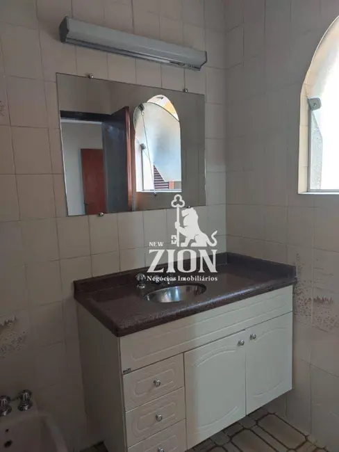 Sobrado com 3 quartos à venda e para alugar, 165m2 em Vila Mazzei, São Paulo - SP - imagem 8 Foto 8 de Sobrado com 3 quartos à venda e para alugar, 165m2 em Vila Mazzei, São Paulo - SP