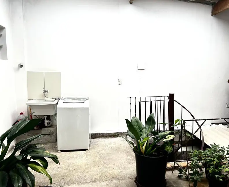 Sobrado com 2 quartos à venda, 106m2 em Vila Paiva, São Paulo - SP - imagem 2 Foto 2 de Sobrado com 2 quartos à venda, 106m2 em Vila Paiva, São Paulo - SP