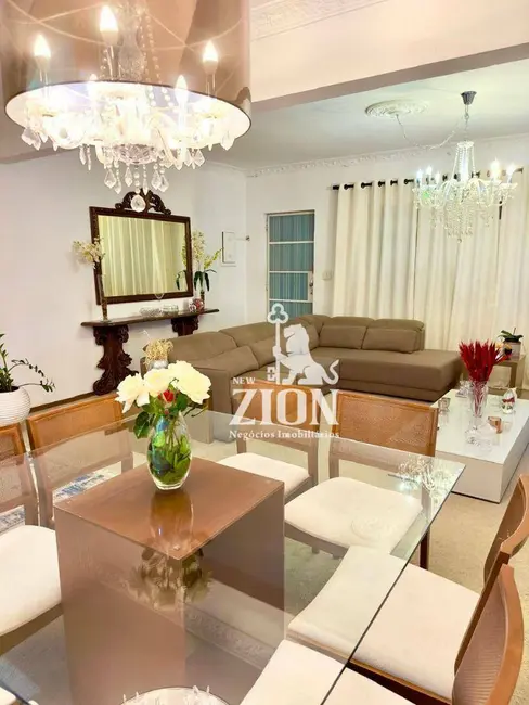 Sobrado com 3 quartos à venda, 462m2 em Vila Gustavo, São Paulo - SP - imagem 5 Foto 5 de Sobrado com 3 quartos à venda, 462m2 em Vila Gustavo, São Paulo - SP