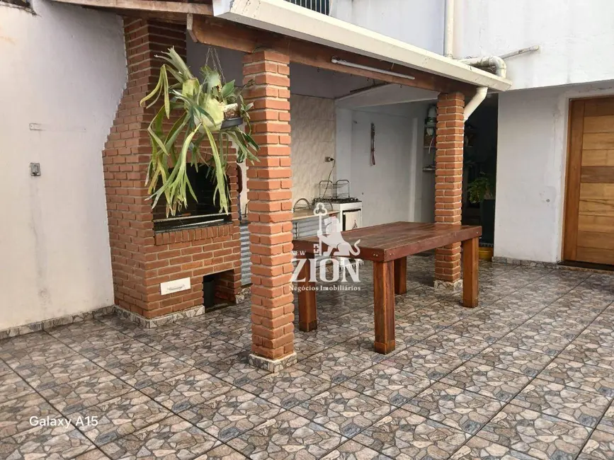 Sobrado com 3 quartos à venda, 125m2 em São Paulo - SP - imagem 1 Foto 1 de Sobrado com 3 quartos à venda, 125m2 em São Paulo - SP