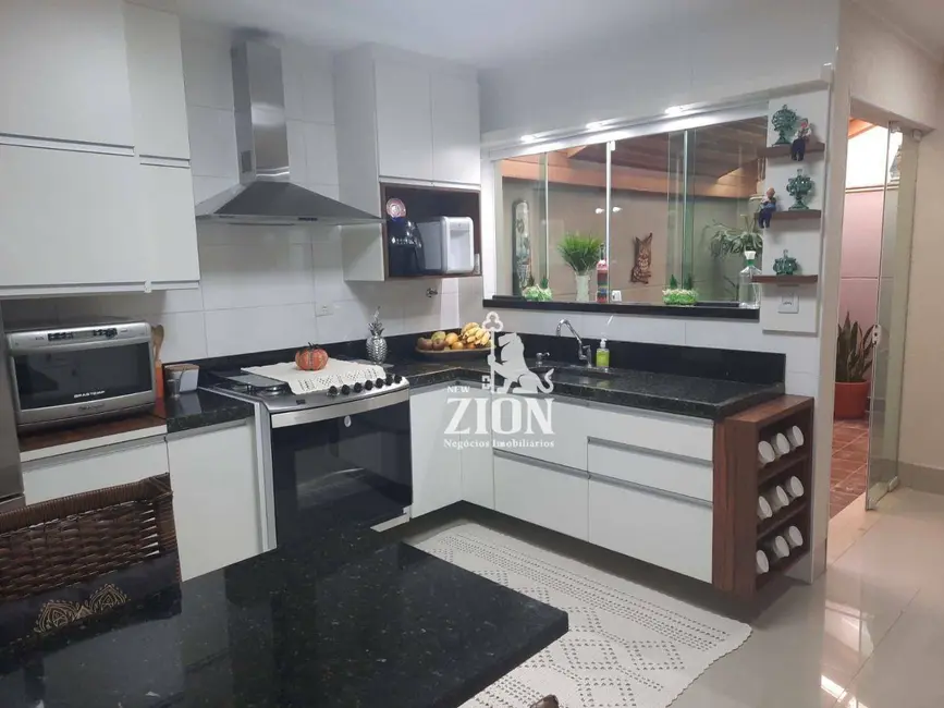 Sobrado com 3 quartos à venda, 200m2 em Água Fria, São Paulo - SP - imagem 3 Foto 3 de Sobrado com 3 quartos à venda, 200m2 em Água Fria, São Paulo - SP