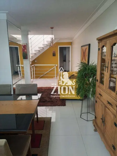 Sobrado com 3 quartos à venda, 200m2 em Água Fria, São Paulo - SP - imagem 1 Foto 1 de Sobrado com 3 quartos à venda, 200m2 em Água Fria, São Paulo - SP