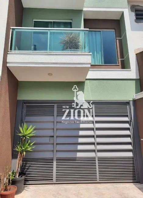 Sobrado com 3 quartos à venda, 200m2 em Água Fria, São Paulo - SP - imagem 8 Foto 8 de Sobrado com 3 quartos à venda, 200m2 em Água Fria, São Paulo - SP