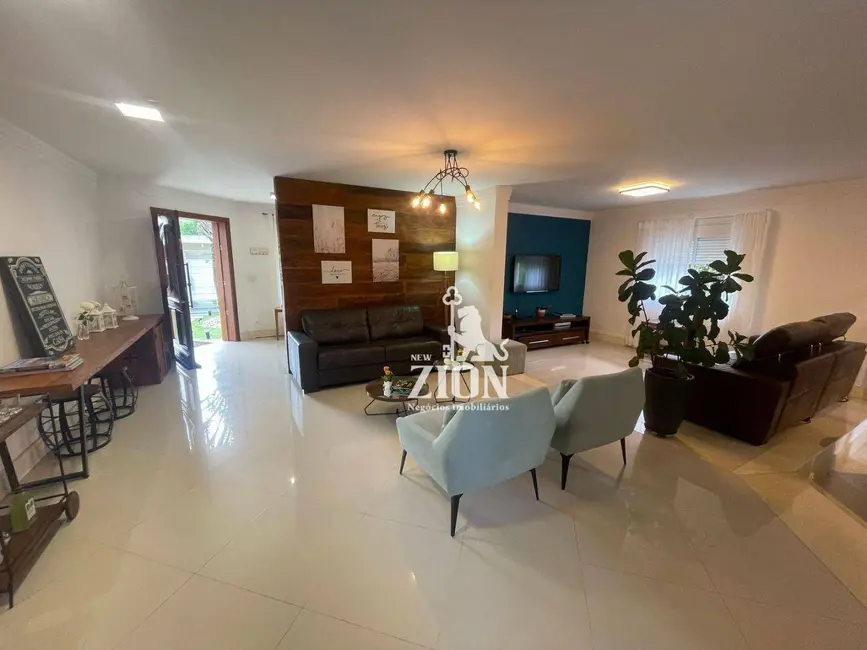 Foto 6 de Casa de Condomínio com 4 quartos à venda, 2400m2 em Mairipora - SP