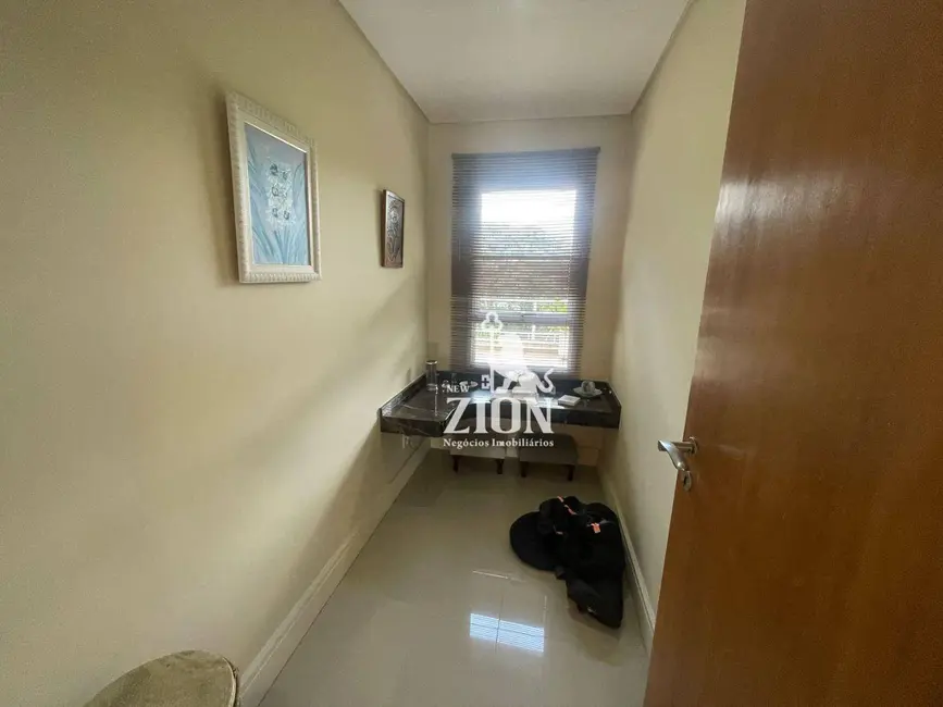 Foto 9 de Casa de Condomínio com 4 quartos à venda, 2400m2 em Mairipora - SP