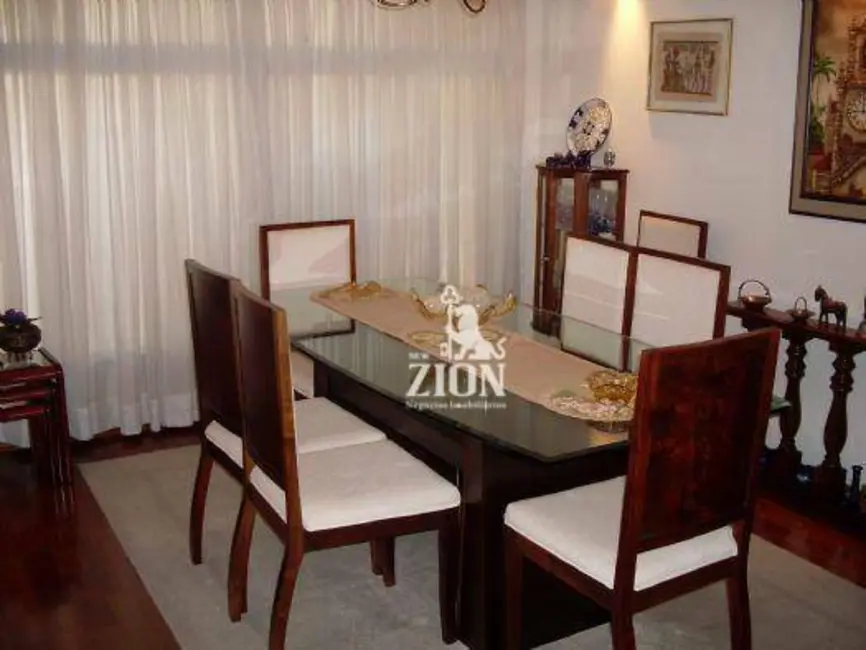 Foto 4 de Casa com 4 quartos à venda, 550m2 em Santa Teresinha, São Paulo - SP