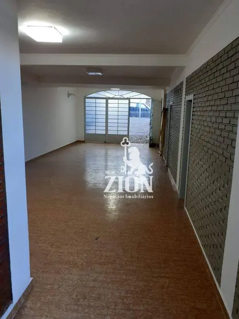 Sobrado com 5 quartos à venda, 180m2 em Jardim Japão, São Paulo - SP - imagem 4 Foto 4 de Sobrado com 5 quartos à venda, 180m2 em Jardim Japão, São Paulo - SP