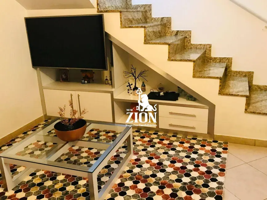 Sobrado com 3 quartos à venda, 179m2 em Vila Rosália, Guarulhos - SP - imagem 4 Foto 4 de Sobrado com 3 quartos à venda, 179m2 em Vila Rosália, Guarulhos - SP