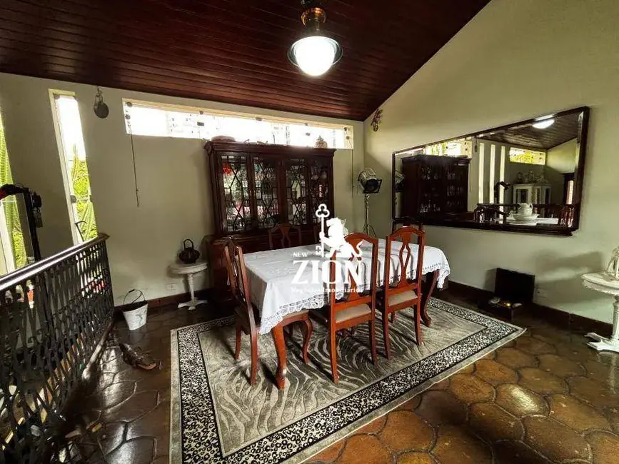 Foto 4 de Casa com 5 quartos à venda, 700m2 em Vila Ester, São Paulo - SP