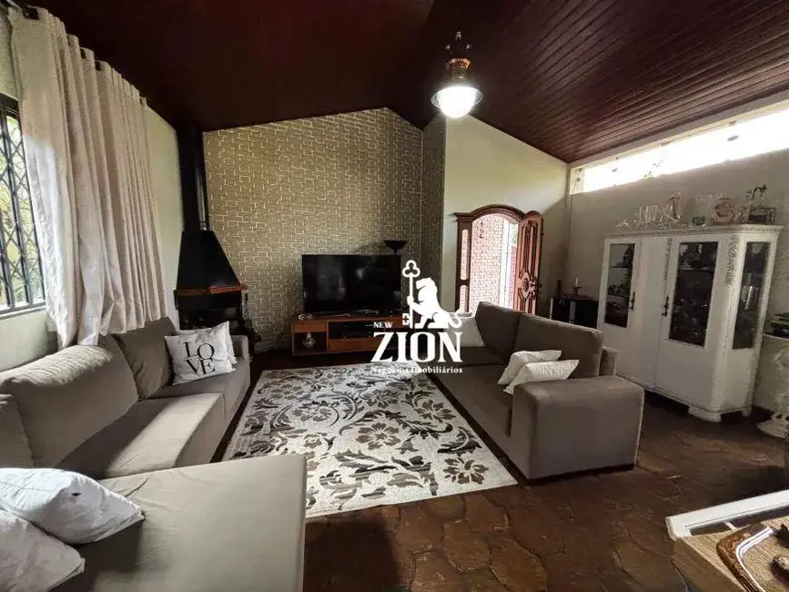 Foto 2 de Casa com 5 quartos à venda, 700m2 em Vila Ester, São Paulo - SP