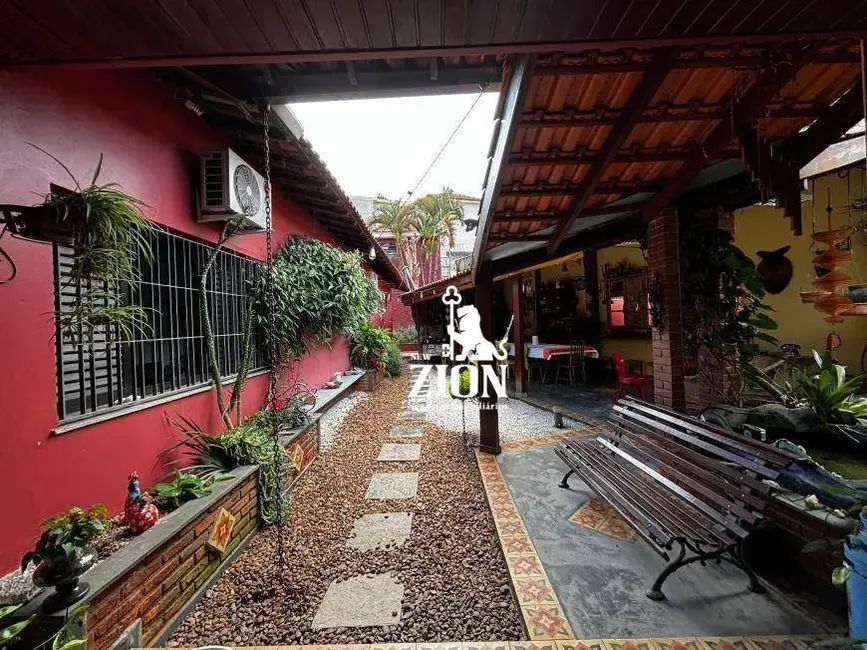 Foto 1 de Casa com 5 quartos à venda, 700m2 em Vila Ester, São Paulo - SP