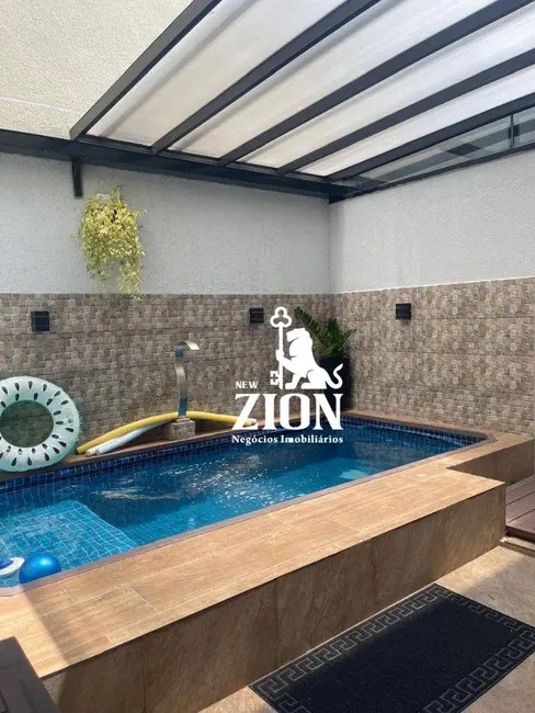 Foto 1 de Sobrado com 3 quartos à venda, 125m2 em Picanço, Guarulhos - SP