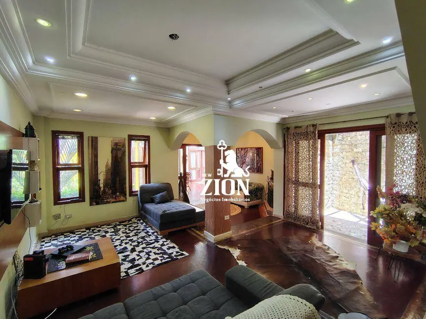 Casa de Condomínio com 4 quartos à venda, 780m2 em Tremembé, São Paulo - SP - imagem 1 Foto 1 de Casa de Condomínio com 4 quartos à venda, 780m2 em Tremembé, São Paulo - SP