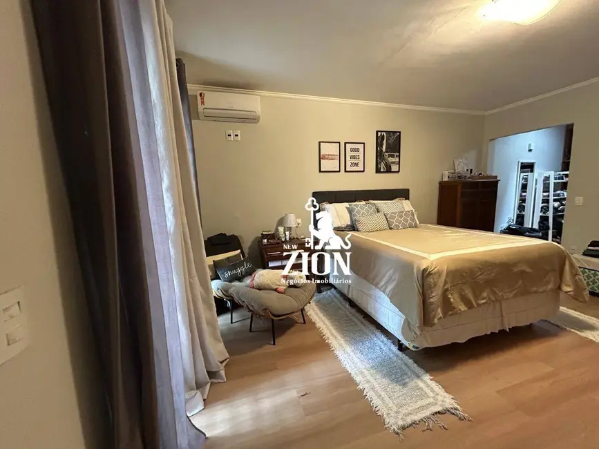 Foto 9 de Casa de Condomínio com 3 quartos à venda, 1016m2 em Mairipora - SP