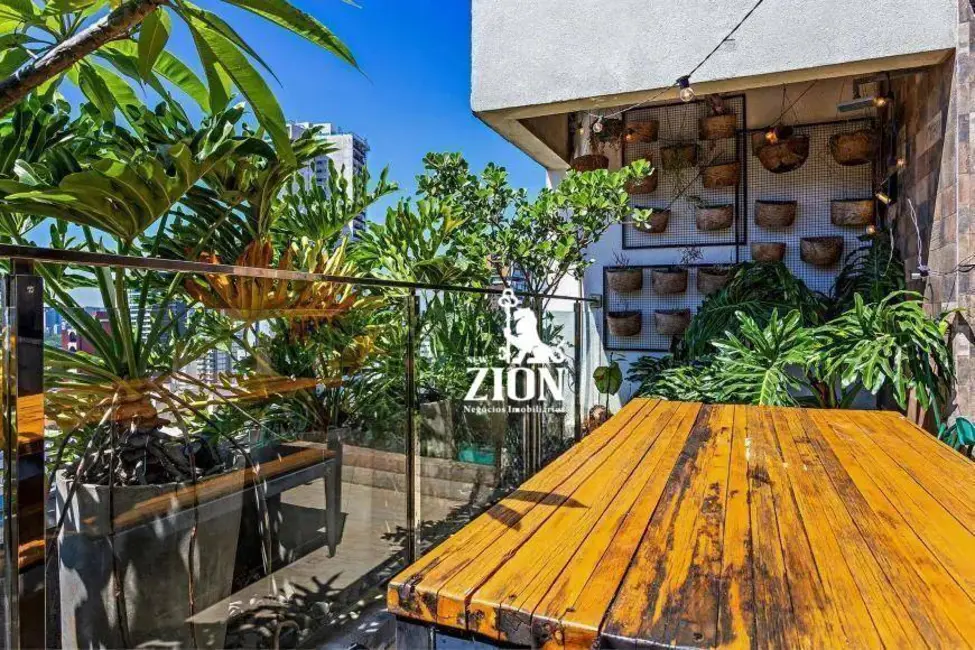 Cobertura com 2 quartos à venda, 250m2 em Cerqueira César, São Paulo - SP - imagem 4 Foto 4 de Cobertura com 2 quartos à venda, 250m2 em Cerqueira César, São Paulo - SP