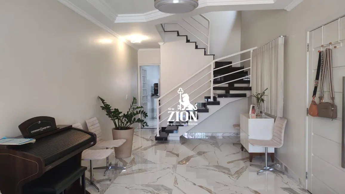 Foto 1 de Sobrado com 3 quartos à venda, 115m2 em Chora Menino, São Paulo - SP