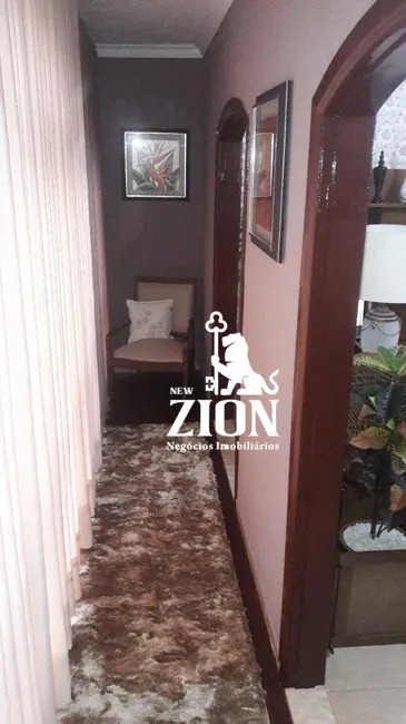 Sobrado com 3 quartos à venda, 220m2 em Horto Florestal, São Paulo - SP - imagem 2 Foto 2 de Sobrado com 3 quartos à venda, 220m2 em Horto Florestal, São Paulo - SP