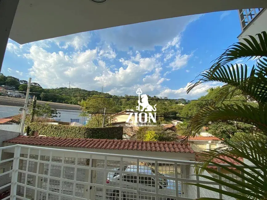 Foto 1 de Sobrado com 3 quartos à venda, 221m2 em Horto Florestal, São Paulo - SP