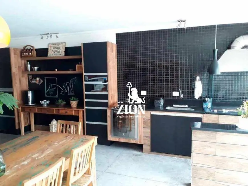 Foto 9 de Sobrado com 3 quartos à venda, 260m2 em Vila Mariza Mazzei, São Paulo - SP