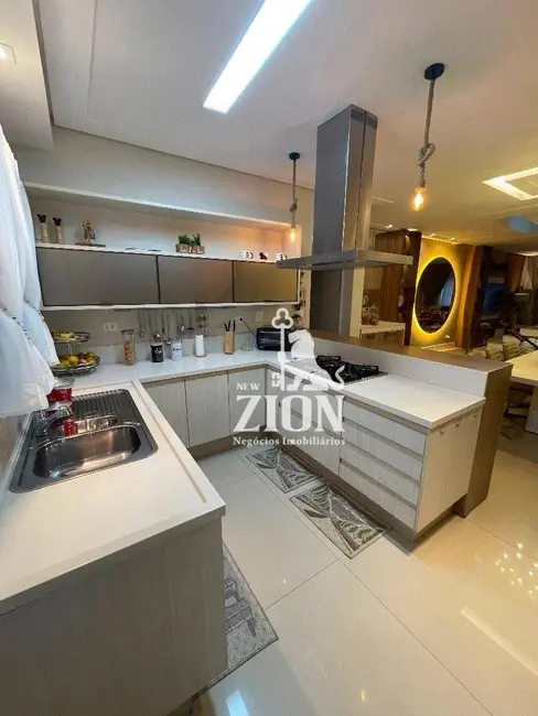 Sobrado com 3 quartos à venda, 350m2 em Santana, São Paulo - SP - imagem 7 Foto 7 de Sobrado com 3 quartos à venda, 350m2 em Santana, São Paulo - SP