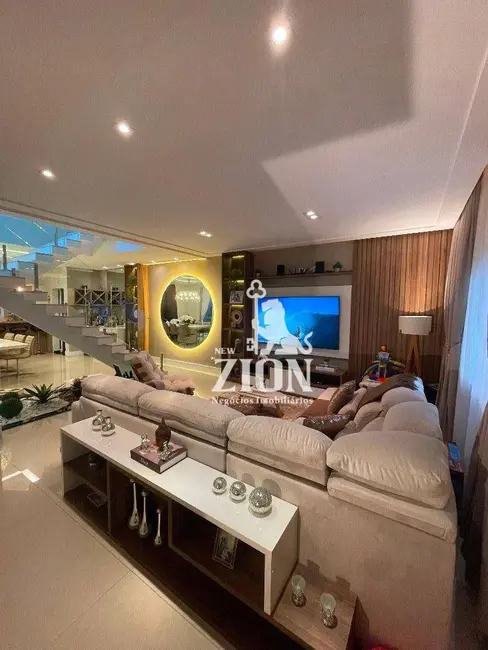 Sobrado com 3 quartos à venda, 350m2 em Santana, São Paulo - SP - imagem 1 Foto 1 de Sobrado com 3 quartos à venda, 350m2 em Santana, São Paulo - SP