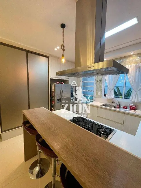 Sobrado com 3 quartos à venda, 350m2 em Santana, São Paulo - SP - imagem 8 Foto 8 de Sobrado com 3 quartos à venda, 350m2 em Santana, São Paulo - SP