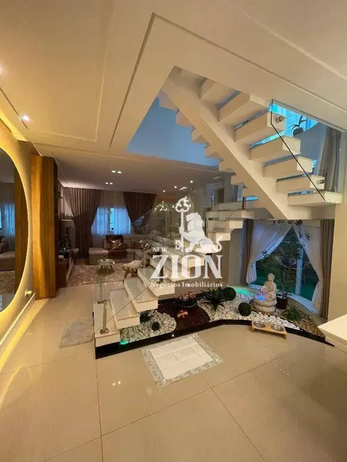 Sobrado com 3 quartos à venda, 350m2 em Santana, São Paulo - SP - imagem 4 Foto 4 de Sobrado com 3 quartos à venda, 350m2 em Santana, São Paulo - SP