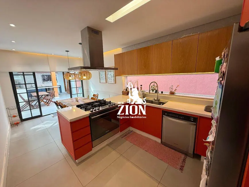 Sobrado com 3 quartos à venda, 175m2 em Vila Paiva, São Paulo - SP - imagem 5 Foto 5 de Sobrado com 3 quartos à venda, 175m2 em Vila Paiva, São Paulo - SP