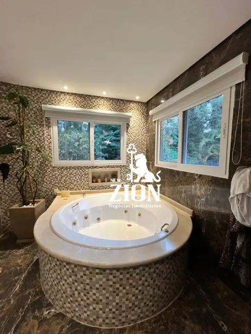 Foto 7 de Sobrado com 4 quartos à venda, 1300m2 em Mairipora - SP