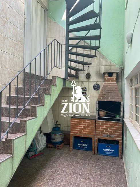 Sobrado com 3 quartos à venda, 250m2 em Vila Dom Pedro II, São Paulo - SP - imagem 9 Foto 9 de Sobrado com 3 quartos à venda, 250m2 em Vila Dom Pedro II, São Paulo - SP