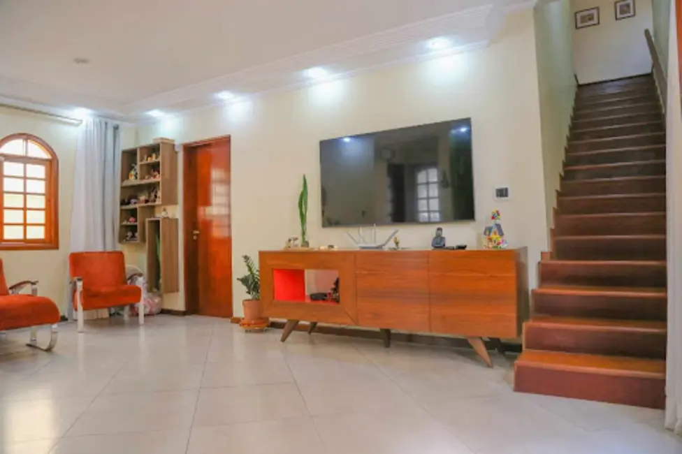 Sobrado com 3 quartos à venda, 262m2 em Vila Albertina, São Paulo - SP - imagem 2 Foto 2 de Sobrado com 3 quartos à venda, 262m2 em Vila Albertina, São Paulo - SP