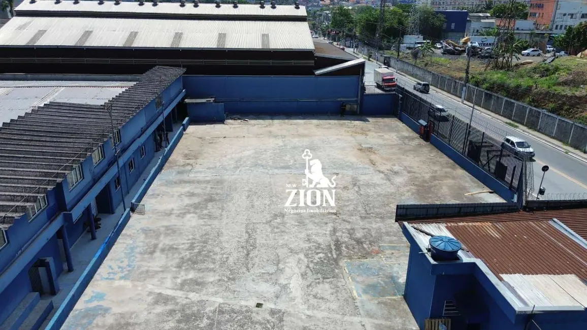 Armazém / Galpão para alugar, 1700m2 em Jardim das Graças, São Paulo - SP - imagem 4 Foto 4 de Armazém / Galpão para alugar, 1700m2 em Jardim das Graças, São Paulo - SP