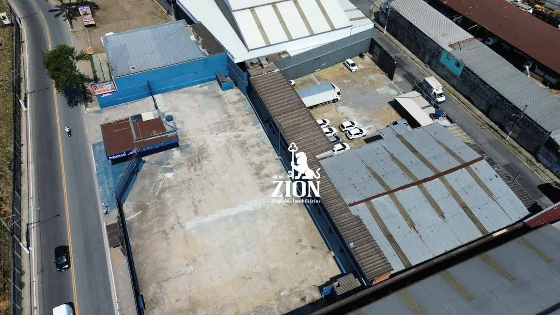 Armazém / Galpão para alugar, 1700m2 em Jardim das Graças, São Paulo - SP - imagem 3 Foto 3 de Armazém / Galpão para alugar, 1700m2 em Jardim das Graças, São Paulo - SP