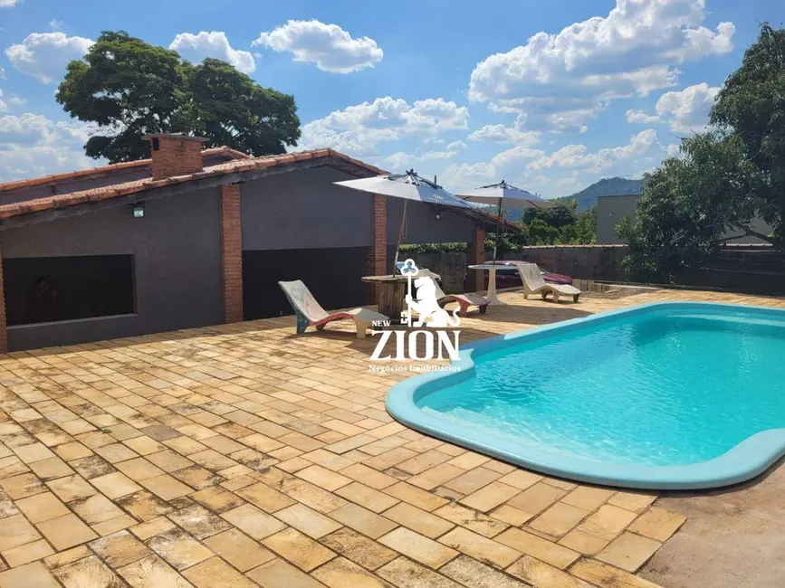 Foto 1 de Chácara com 3 quartos à venda, 1000m2 em Atibaia - SP