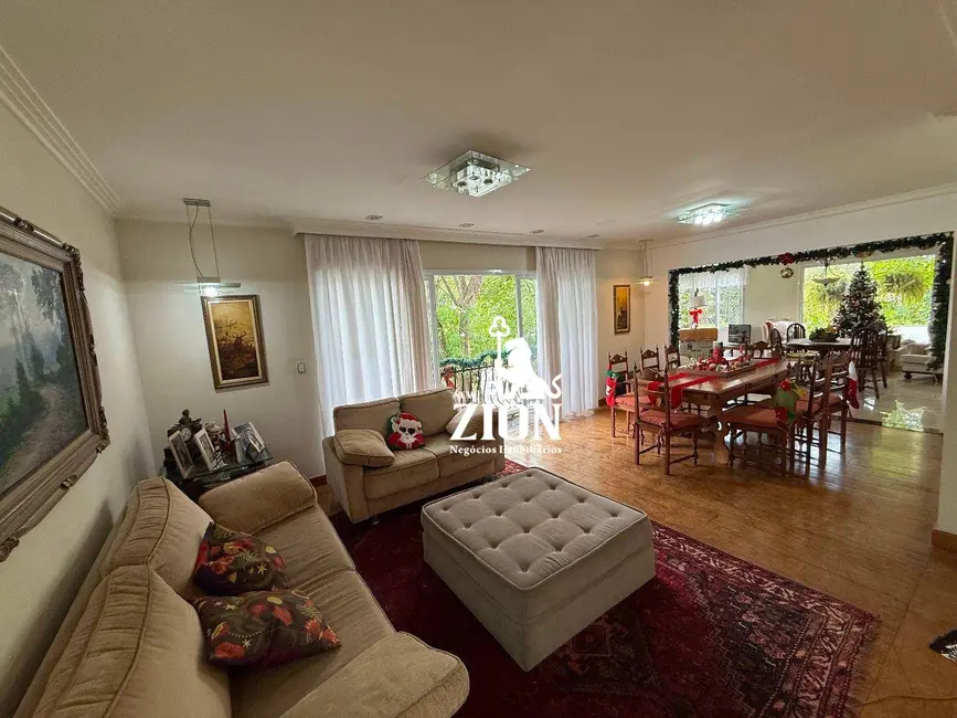 Foto 3 de Casa de Condomínio com 5 quartos à venda, 280m2 em Horto Florestal, São Paulo - SP