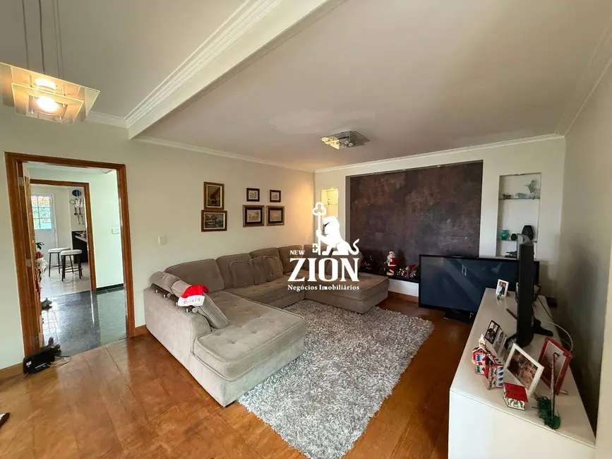 Foto 2 de Casa de Condomínio com 5 quartos à venda, 280m2 em Horto Florestal, São Paulo - SP