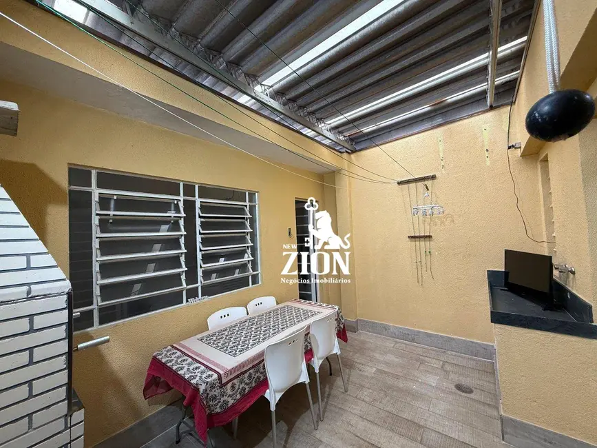 Foto 8 de Casa com 2 quartos à venda, 140m2 em Vila Dom Pedro II, São Paulo - SP