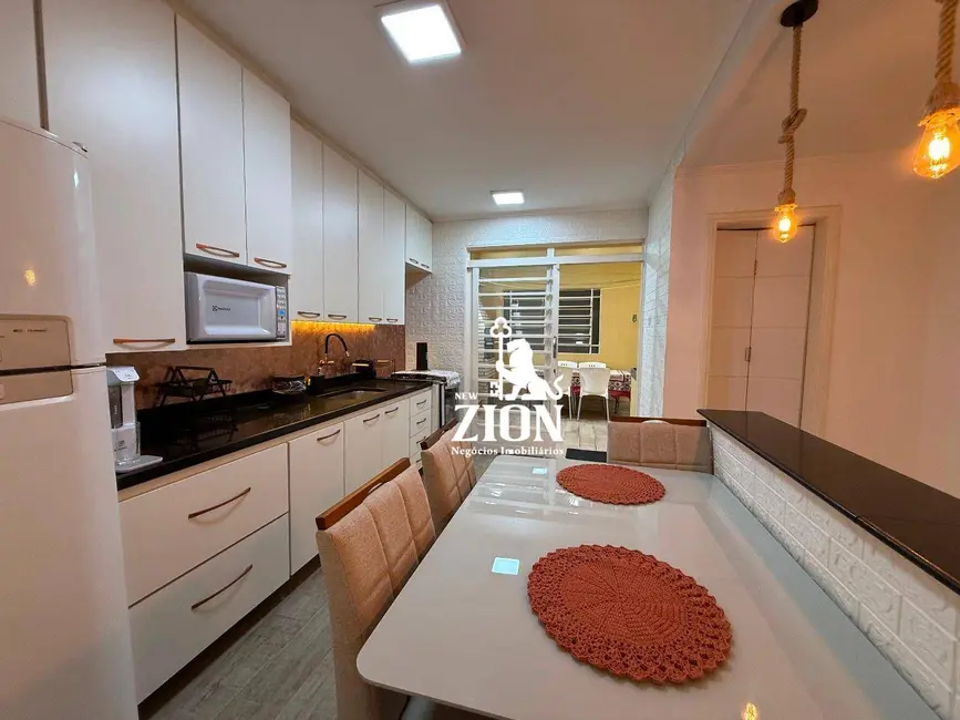 Foto 6 de Casa com 2 quartos à venda, 140m2 em Vila Dom Pedro II, São Paulo - SP