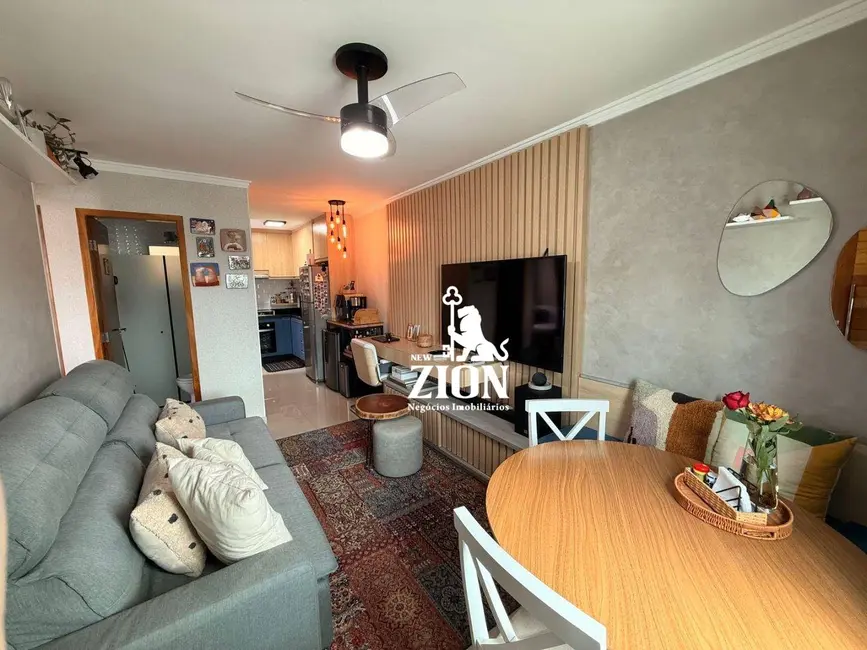 Foto 2 de Apartamento com 2 quartos à venda, 45m2 em Parque Vitória, São Paulo - SP