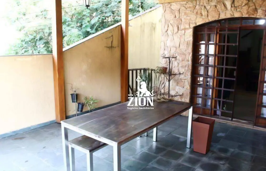 Foto 4 de Sobrado com 5 quartos à venda, 185m2 em Vila Dom Pedro II, São Paulo - SP