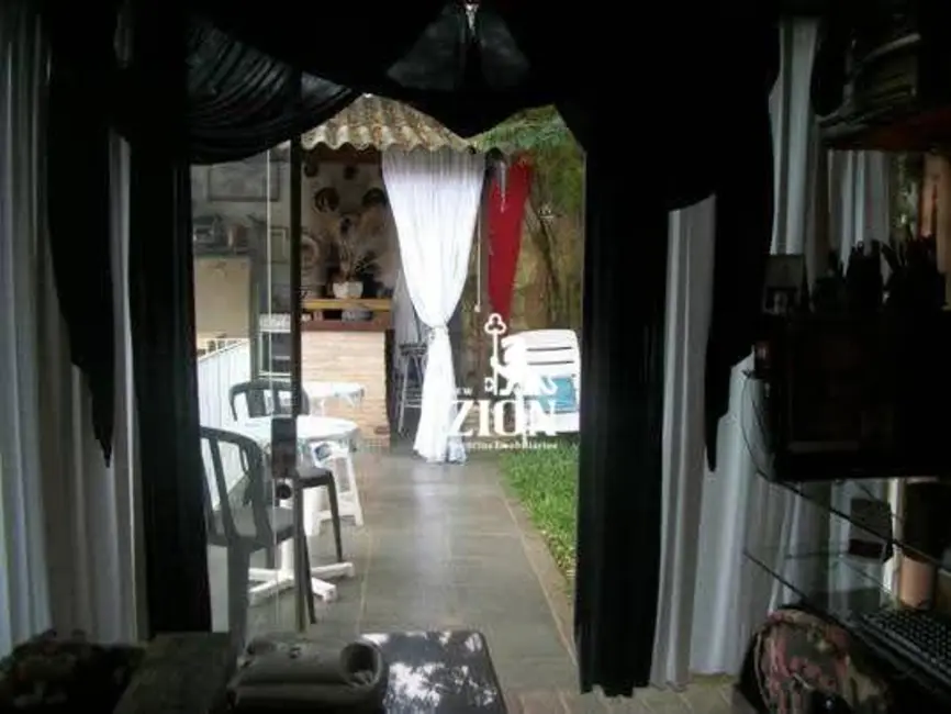 Foto 5 de Sobrado com 4 quartos à venda, 284m2 em Vila Mazzei, São Paulo - SP