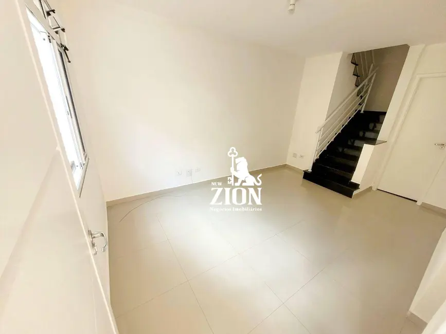 Foto 3 de Casa com 2 quartos à venda e para alugar, 75m2 em Vila Nivi, São Paulo - SP