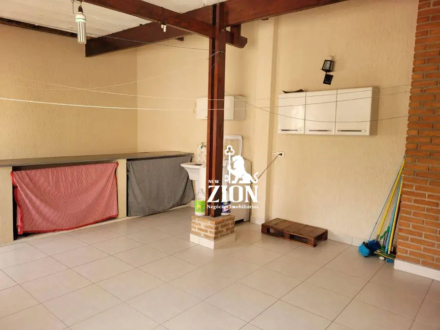 Foto 9 de Sobrado com 3 quartos à venda, 230m2 em Parada Inglesa, São Paulo - SP