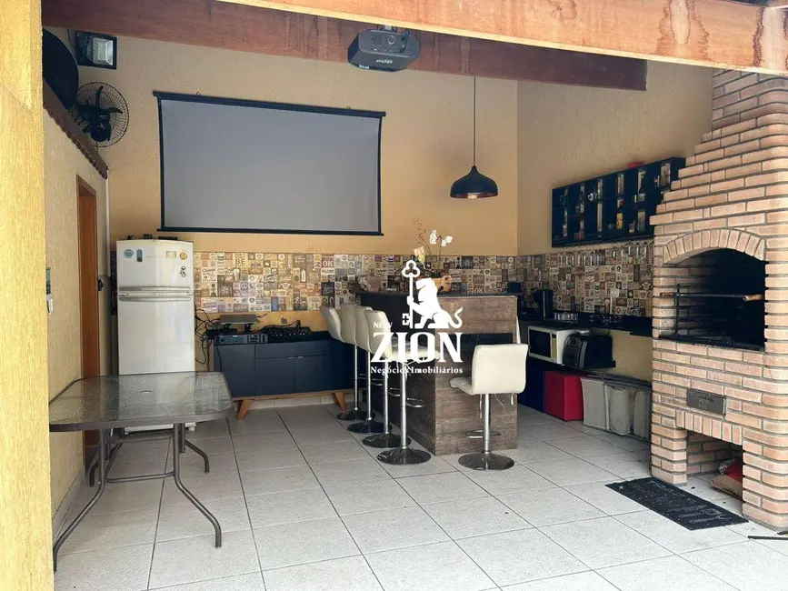 Foto 1 de Casa com 4 quartos à venda, 250m2 em Jardim Virginia Bianca, São Paulo - SP