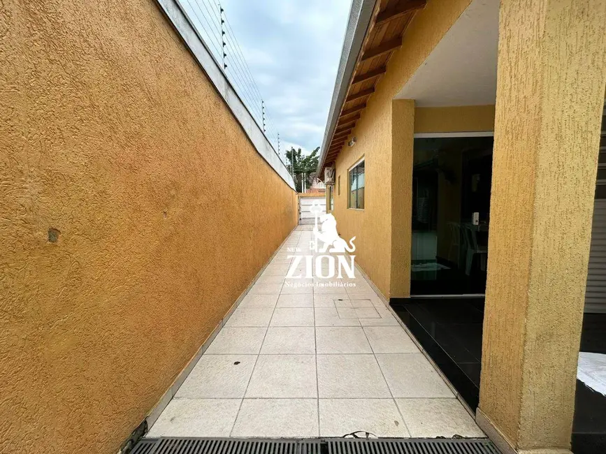 Foto 4 de Casa com 4 quartos à venda, 250m2 em Jardim Virginia Bianca, São Paulo - SP