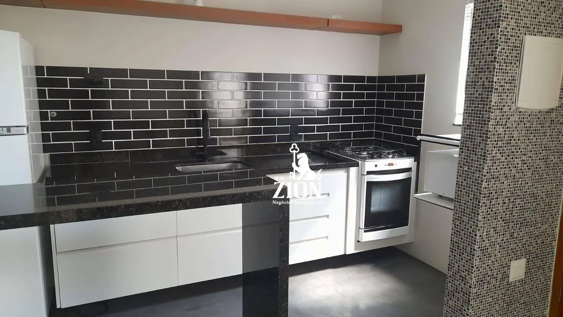 Foto 2 de Casa com 2 quartos à venda, 69m2 em Parada Inglesa, São Paulo - SP